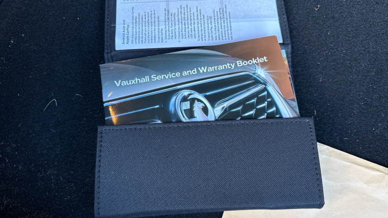 Vauxhall Crossland X 1.2T [110] Griffin 5dr [6 Spd] [Start Stop] Petrol Hatchback